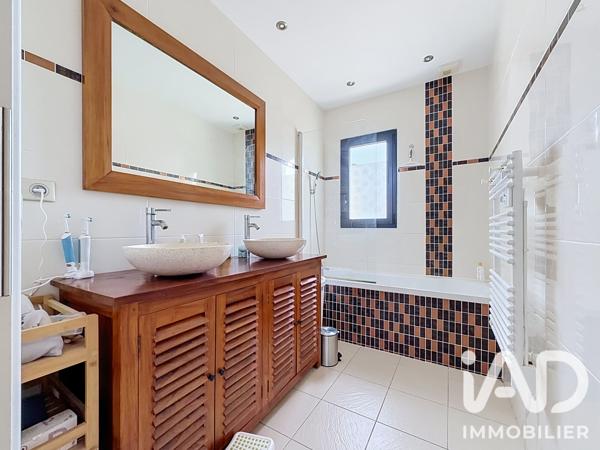 Maison à vendre 6 pièces 152 m² La Chapelle-sur-Erdre