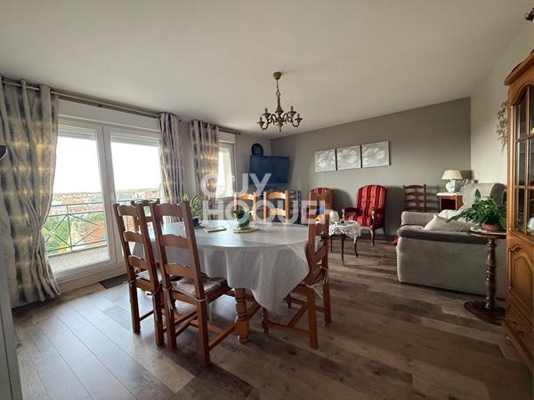 Appartement Vue sur l'Oise, Traversant de 4 pièces à vendre à Compiègne - Grand standing et confort moderne