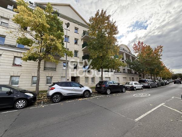 Appartement Vue sur l'Oise, Traversant de 4 pièces à vendre à Compiègne - Grand standing et confort moderne
