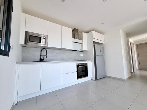 Appartement moderne 3 pièces à vendre à Borgo - Dernier étage, lumineux et sans vis-à-vis
