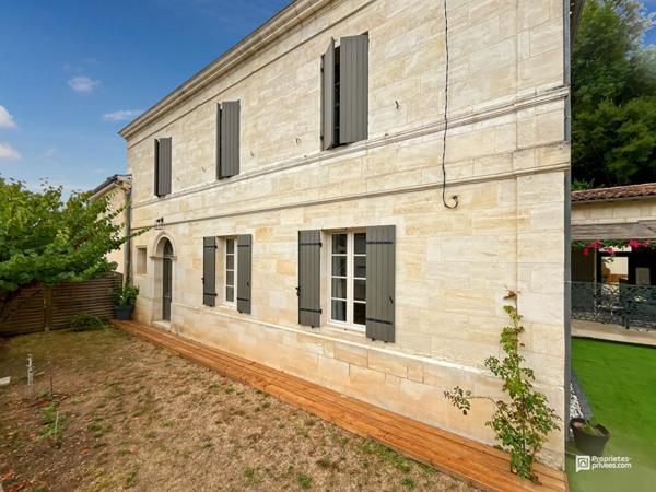 Élégance et prestige : maison en pierre de 215 m² avec prestations haut de gamme et terrasse, piscine