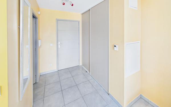 Appartement à vendre    2 pièces • 33,32 m2 Chambéry