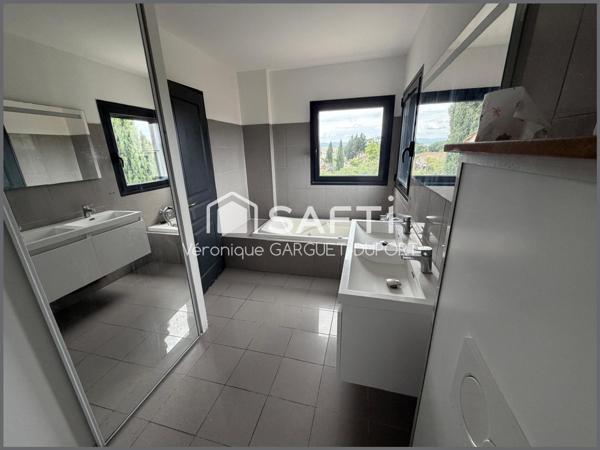Villa contemporaine 140 m² avec piscine