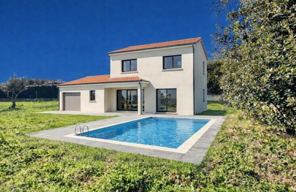 OPPORTUNITE– POURRIÈRES CENTRE (10 minutes de Trets) – TERRAIN PLAT LIBRE CONSTRUCTEUR – (83) VAR Provence