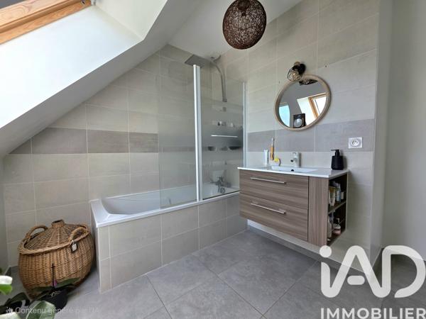 Maison à vendre 4 pièces 81,64 m² Sainte-Gemmes-sur-Loire
