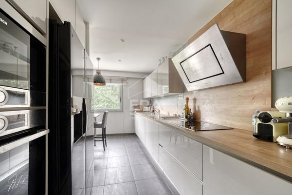 Appartement familial de standing avec extérieurs - Sèvres Rive Droite