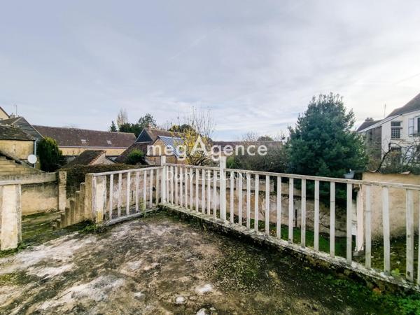 Immeuble à ILLIERS-COMBRAY, 28120 - 290m²