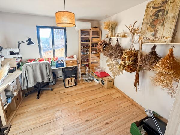 VITROLLES - EXCLUSIVITE - Maison T4 95 m2 sur 409 m² de terrain avec garage