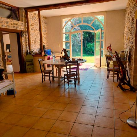 Sainte-Marie-de-Gosse (40390) Saint Marie de Gosse - Ferme rénovée avec belle vue