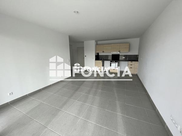 Location Appartement 3 pièces 63.17 m² - AV MARECHAL DE LATTRE DE TASSIGNY Hyeres 83400