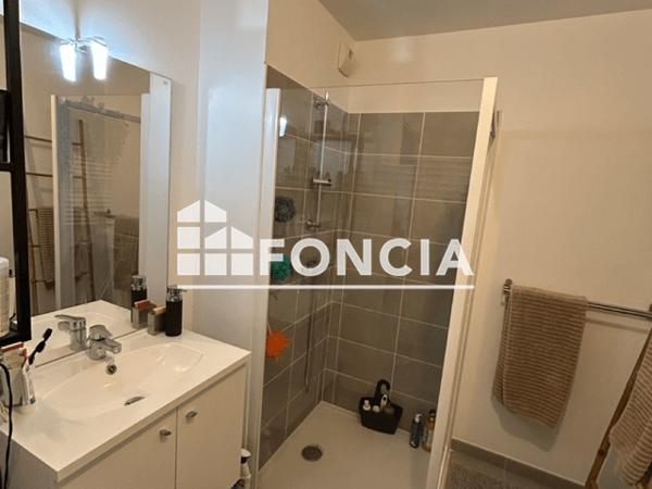 Location Appartement 3 pièces 63.17 m² - AV MARECHAL DE LATTRE DE TASSIGNY Hyeres 83400