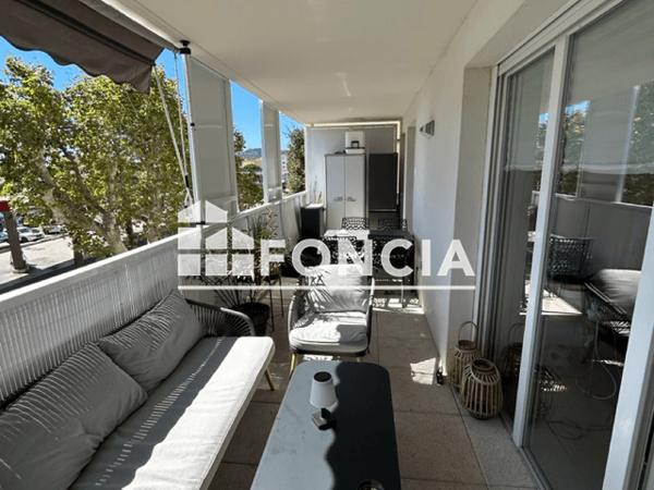 Location Appartement 3 pièces 63.17 m² - AV MARECHAL DE LATTRE DE TASSIGNY Hyeres 83400