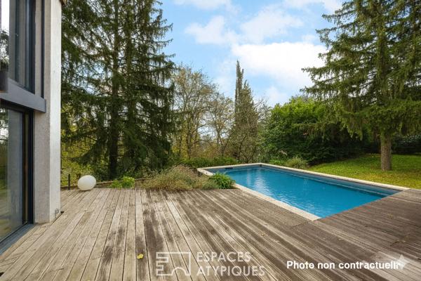 Maison contemporaine au calme d’une impasse avec jardin et piscine