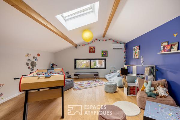 Maison contemporaine au calme d’une impasse avec jardin et piscine