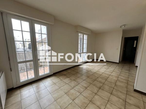 Location Appartement 2 pièces 38.62 m² - 72 BIS RUE ABBE GREGOIRE Grenoble 38000