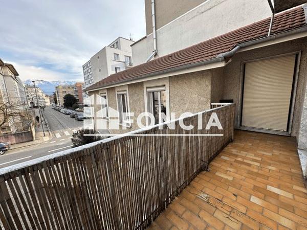 Location Appartement 2 pièces 38.62 m² - 72 BIS RUE ABBE GREGOIRE Grenoble 38000