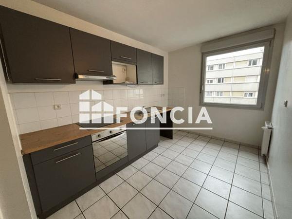 Location Appartement 4 pièces 105.7 m² - 38 RUE BOSSUET Lyon 69006