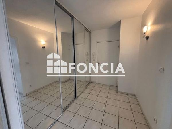 Location Appartement 4 pièces 105.7 m² - 38 RUE BOSSUET Lyon 69006