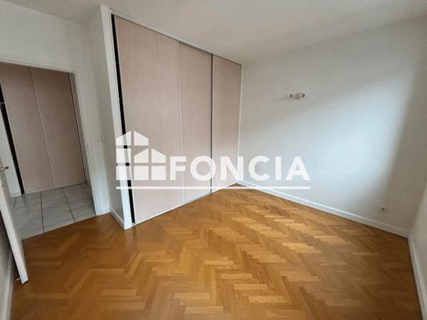 Location Appartement 4 pièces 105.7 m² - 38 RUE BOSSUET Lyon 69006