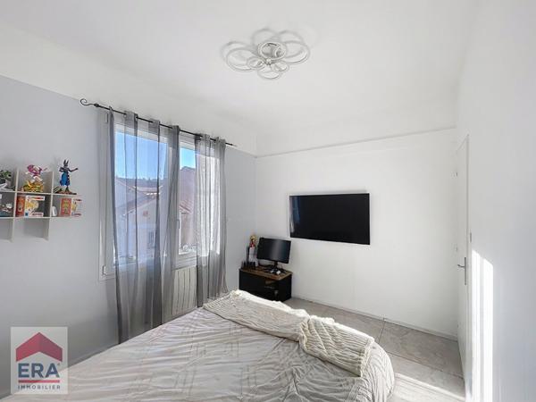 A VENDRE MARSEILLE 13014 CLAIR SOLEIL BON SECOURS MAISON T5 JARDIN PISCINE GARAGE