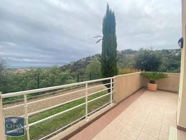 Appartement à louer 2 pièces 47.05m²