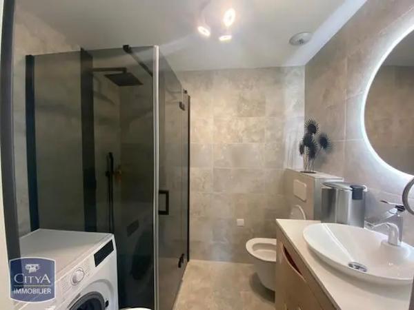 Appartement à louer 2 pièces 47.05m²