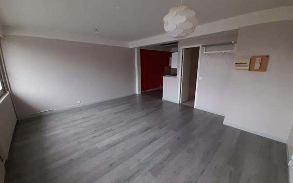 Appartement à vendre    1 pièce • 32,87 m2 Chevilly-Larue