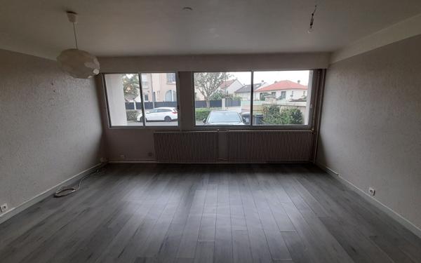 Appartement à vendre    1 pièce • 32,87 m2 Chevilly-Larue