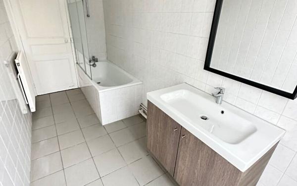 Appartement à louer    3 pièces • 59,50 m2 Enghien-les-Bains