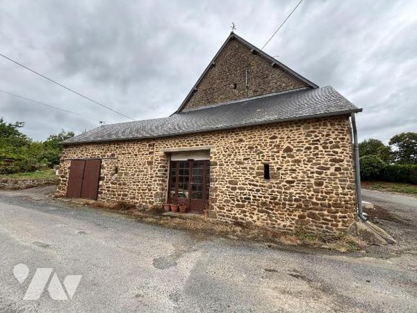 Exclusivement à l'Etude, LARCHAMP, Lot de 2 maisons de 74m² chacune :
- Une maison en pierres ...