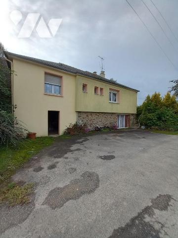 Exclusivement à l'Etude, LARCHAMP, Lot de 2 maisons de 74m² chacune :
- Une maison en pierres ...