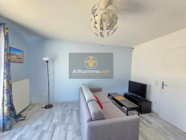 Vente                                                      Appartement
                        
                     2 pièces                      48 m2                     à Villiers-le-Bel