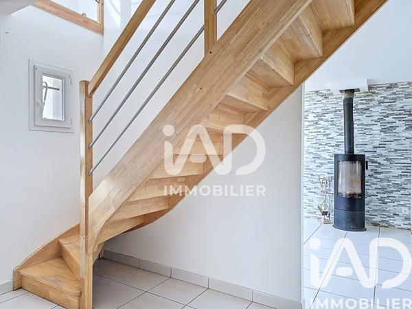 Maison à vendre 6 pièces 142 m² Orléans