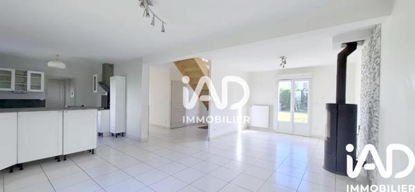 Maison à vendre 6 pièces 142 m² Orléans