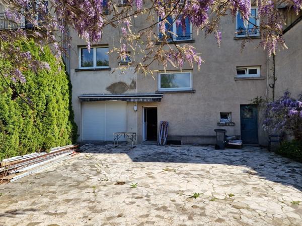 Immeuble à vendre proche EPINAL (88) Ensemble immobilier T10 à rénover avec dépendances / 1172 m2 de terrain