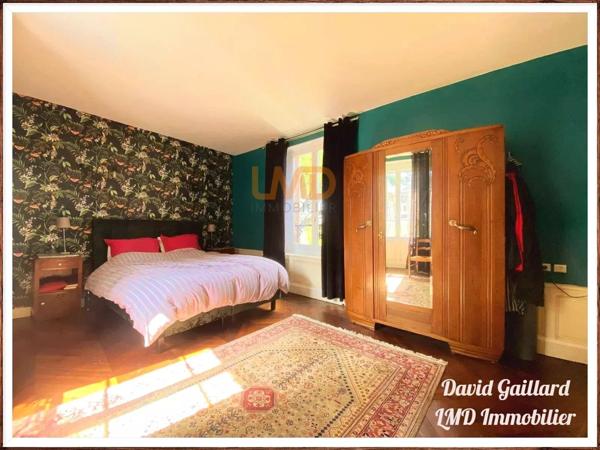 Maison de bourg - T5 - Cour- Proche Commodités -