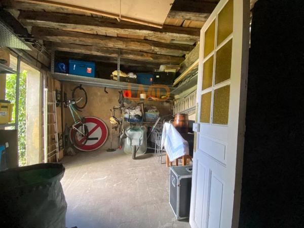 Maison de bourg - T5 - Cour- Proche Commodités -