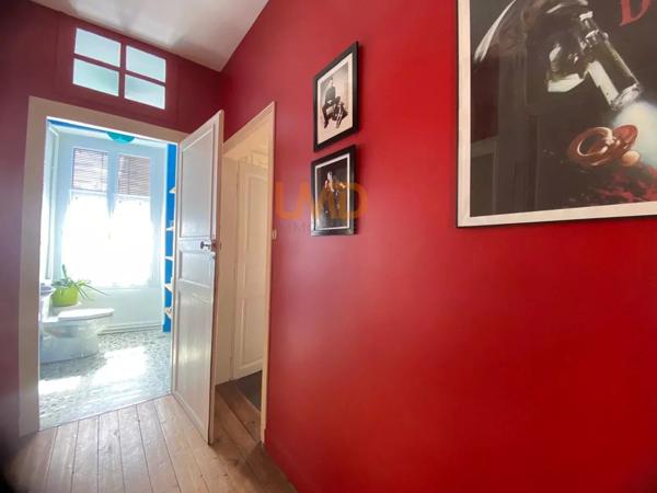 Maison de bourg - T5 - Cour- Proche Commodités -