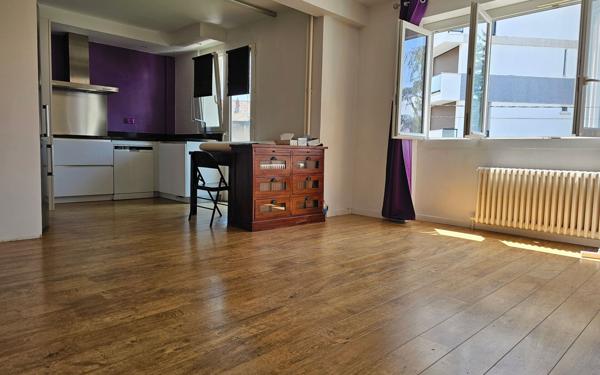 Appartement à vendre    3 pièces • 74,84 m2 Saint-Étienne