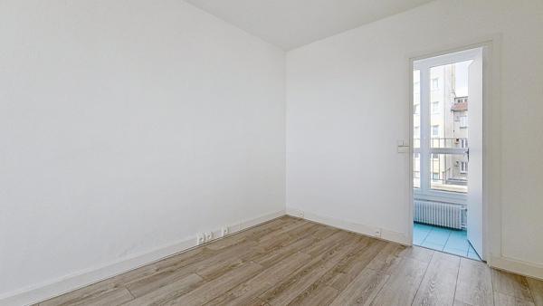 APPT 85M2 AVEC TERRASSE EN PLEIN CENTRE DES LILAS