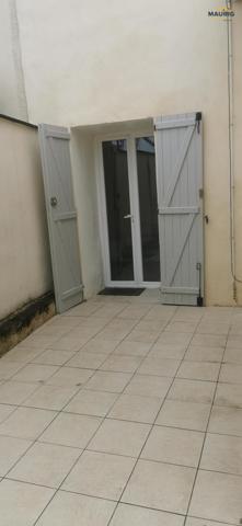 Appartement avec terrasse à louer 430 € par mois à Sainte-Bazeille
