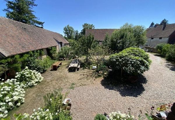 Verneuil sur avre Fermette 3 chambres avec dépendances