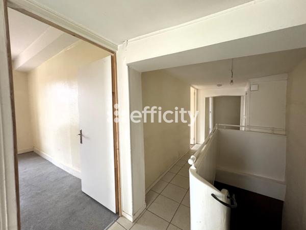 Maison 7 pièces - 150 m²