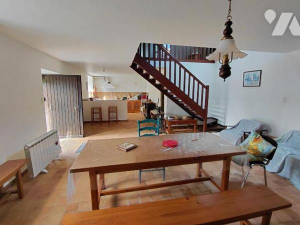 EN EXCLUSIVITÉ CHEZ VOTRE NOTAIRE
Maison en pierre à vendre à Langoëlan (56160) - Morbihan

...