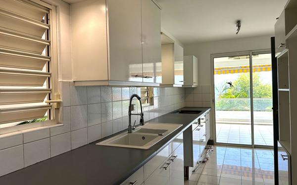 Appartement à vendre    5 pièces • 146,28 m2 Schoelcher