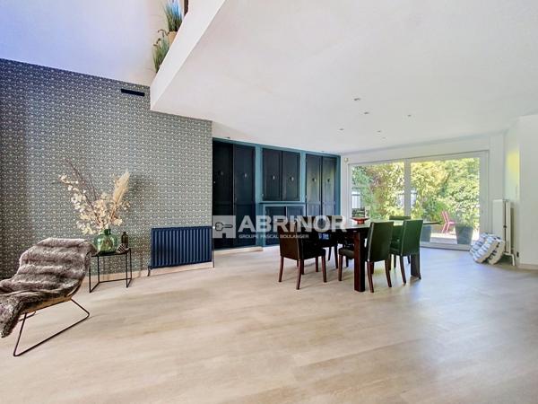 MASION DE VILLE 260M² AVEC GARAGE ET GRANDE TERRASSE WASQUEHAL