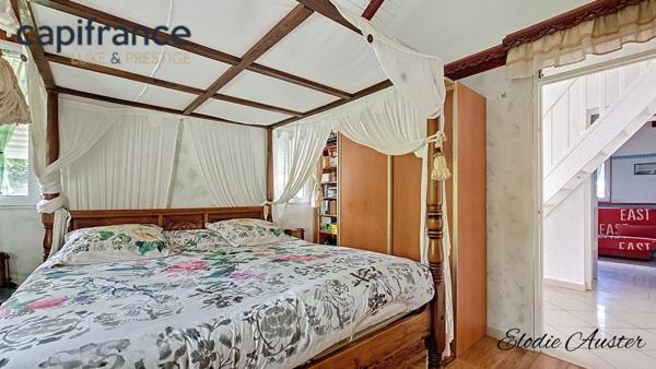 Villa spacieuse T6 avec piscine et son appartement T3 secteur calme