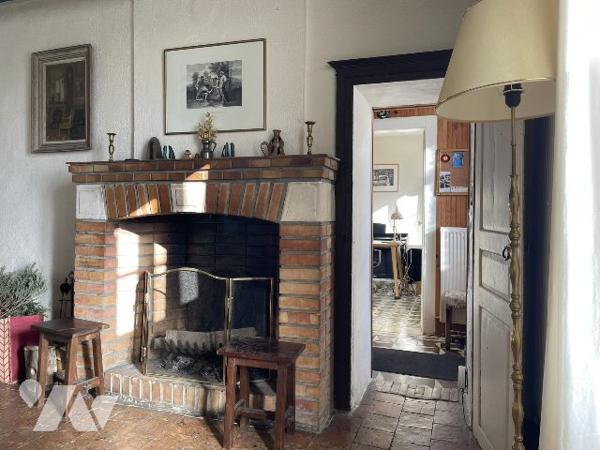 MAISON AVEC JARDIN ET GARAGE EN CENTRE-VILLE