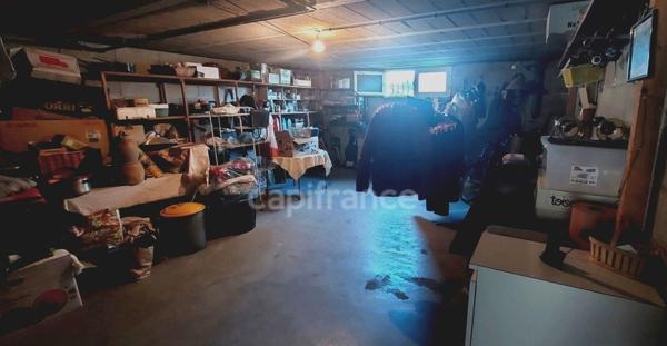 Maison à vendre 6 pièces à Fontenay le Comte (85) avec terrain à bâtir