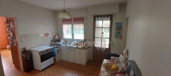 Maison à vendre 6 pièces à Fontenay le Comte (85) avec terrain à bâtir